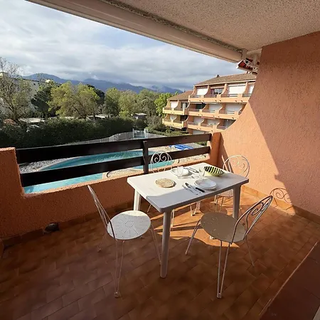 Lumineux T2 Avec Piscine, Loggia Et Parking, 4 Couchages - - Fr-1-388-55 *